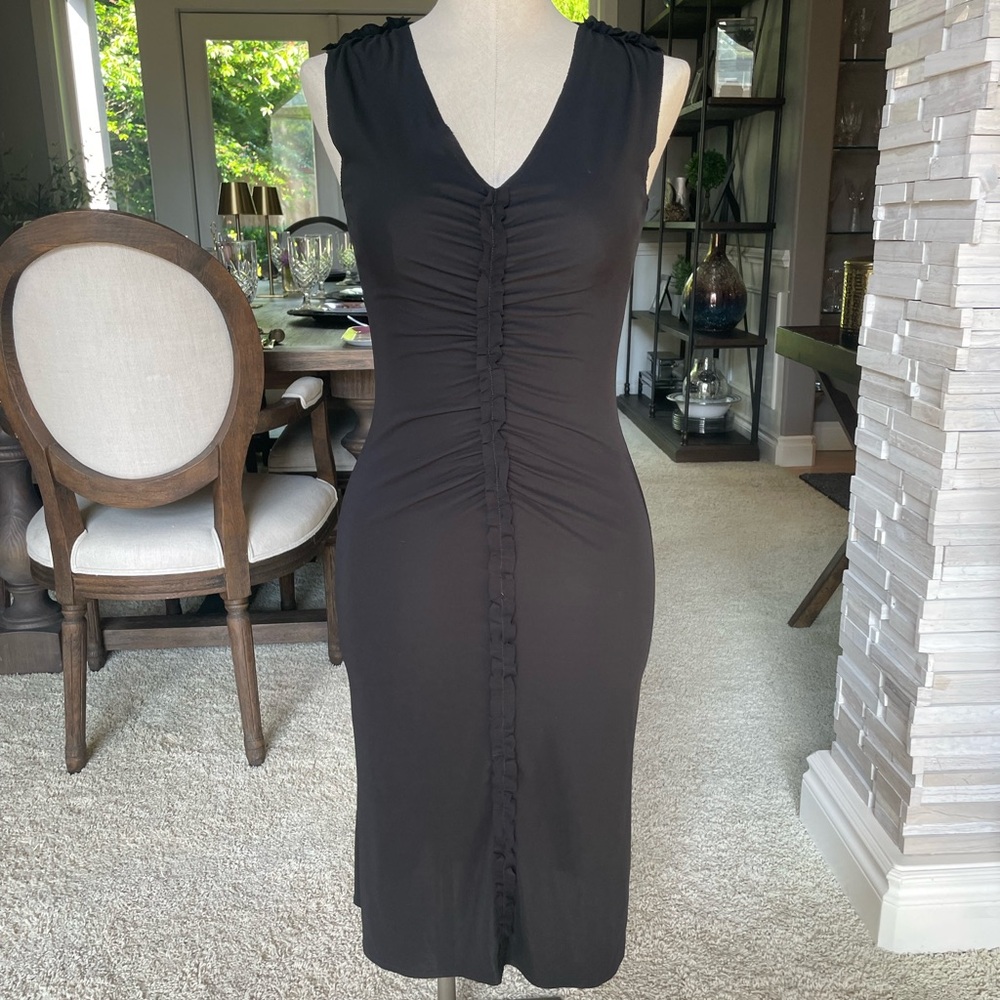 Poleci Black Sheath Midi Dress V-Neck Sleeveless